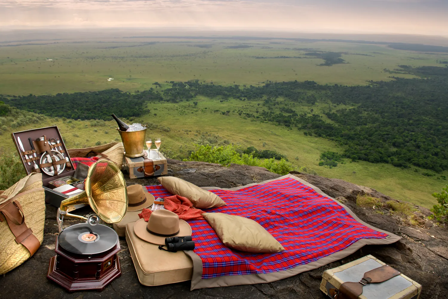 Experience the best of Kenya with luxury glamping options. Explore top safari camps and lodges offering unparalleled wildlife encounters and comfort. Luxury Glamping Kenya Safari Camps Lodges Wildlife Encounters Comfort Top Experience Best Options Discover Kenya